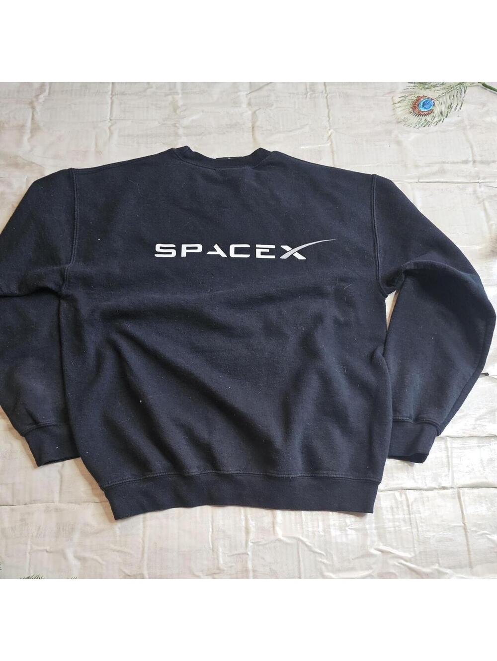 Title: SpaceX black crewneck sweatshirt - Picture 4 of 4
